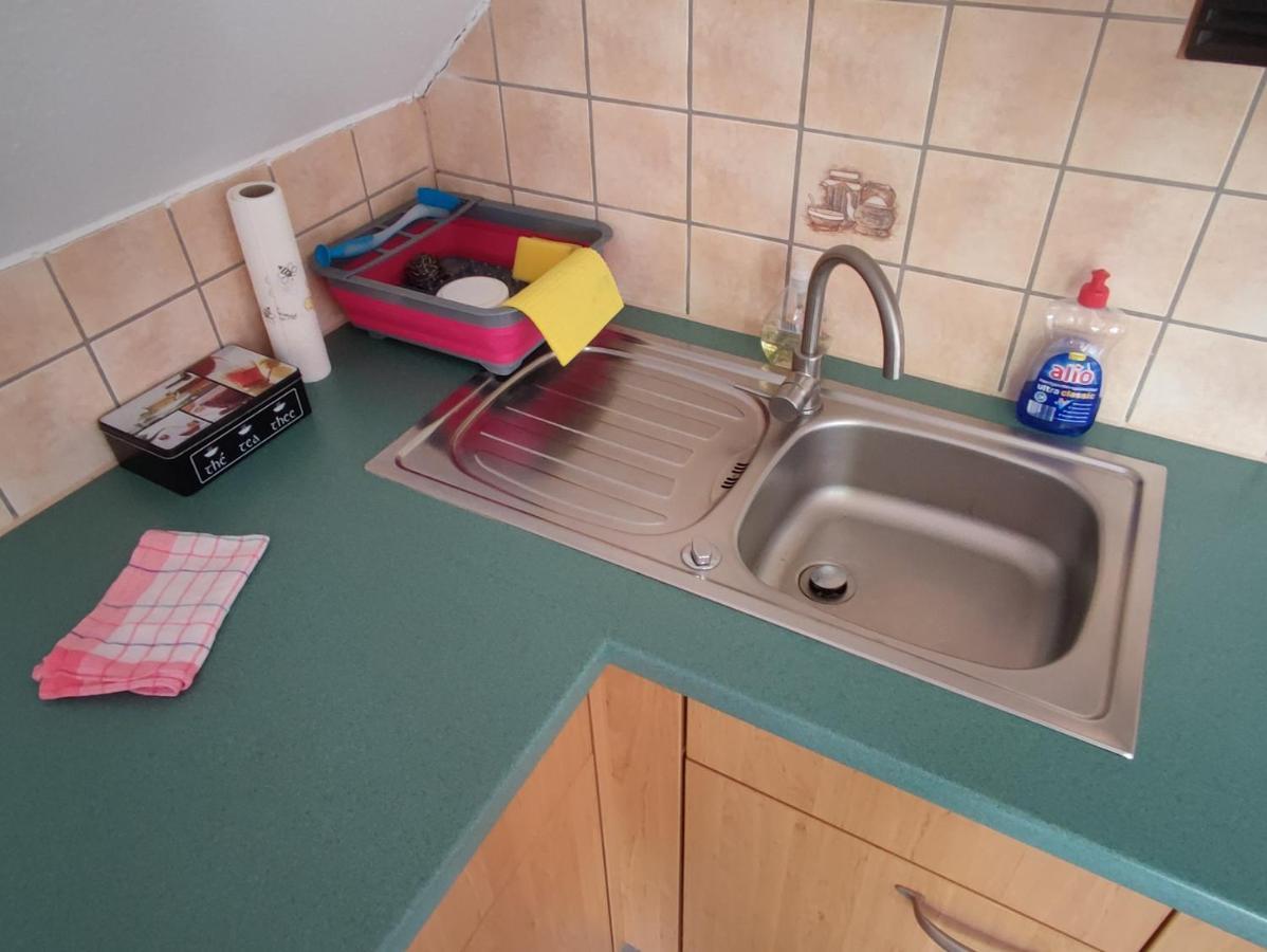 Five Oaks - Rote Wohnung Hohenkirchen  Екстериор снимка